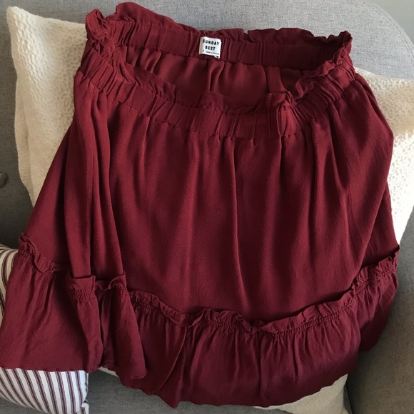 SOLD Aritzia Sunday Best Trixie Mini Skirt - Picture 3 of 5